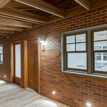 The Courtyard at 3400 Roland Ave