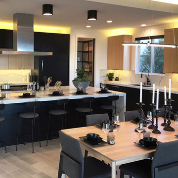 Contemporary Kitchen in Las Vegas, Nevada