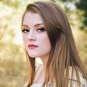 Dani McNeill's photo