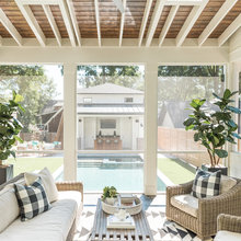 PORCHES