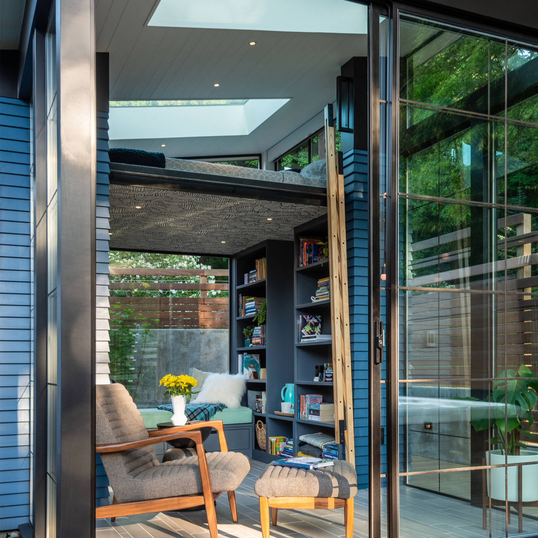 Backyard Reading Retreat