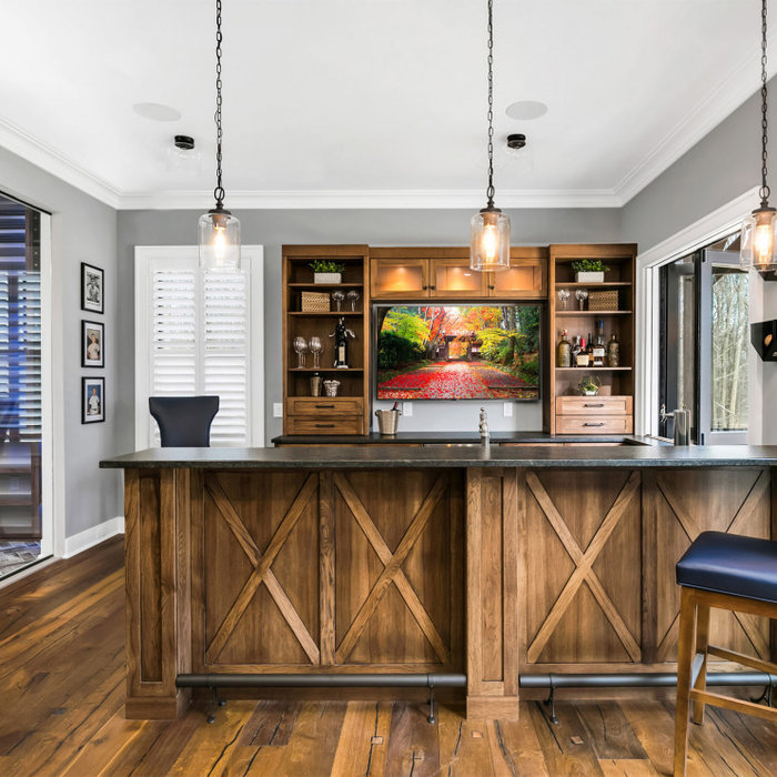 Building a Custom Home Bar or Wine Cellar: Is it Worth the Investment?