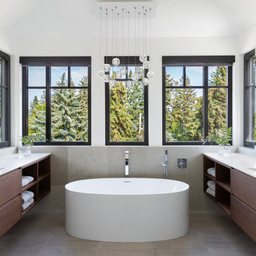 Hybrid Estate Home