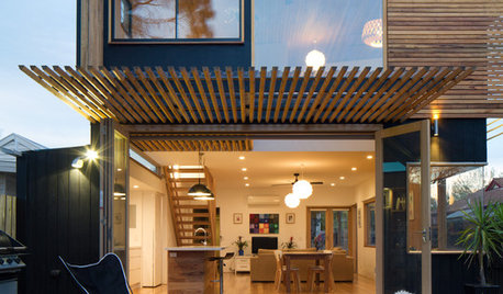Houzz Tour: Recycled Timber Makes Room in the Family Nest