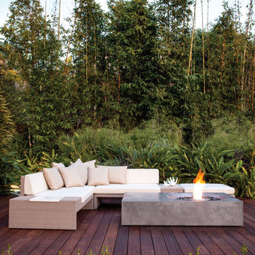 2016 Outdoor Living; Equinox Fire Table