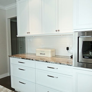Fresh and Bright West Island Kitchen
