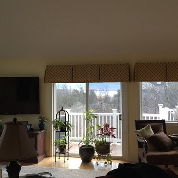 Box Pleated Valances/Drapes with Medallions