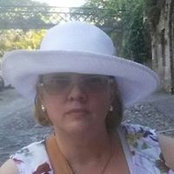 Elizabeth Hall's photo