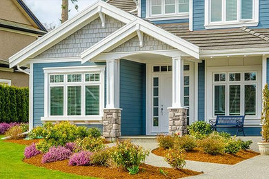 Inspiration for a craftsman exterior home remodel in Raleigh