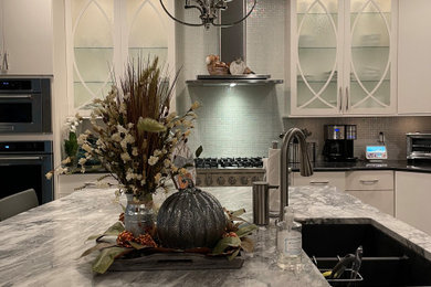Kitchen - kitchen idea in Louisville