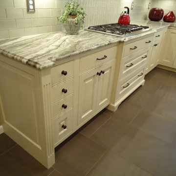 Huge Family Kitchen!