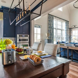 2014 HGTV Smart Home - Kitchen Islands And Kitchen Carts