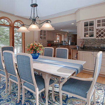 ACTIVE: Lake House on Lake Winnipesaukee