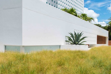 Inspiration for a contemporary landscaping in Portland.