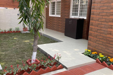 Residence in Dilshad Garden