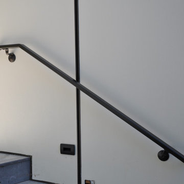 Single Line Hand Rails