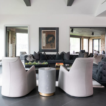 Sophisticated–Yet Alluringly Casual–in Oklahoma