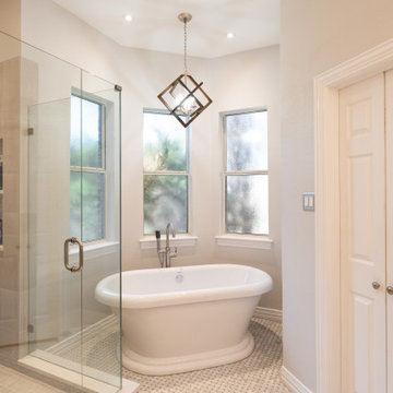 Crossvine | Master + Guest Bathroom