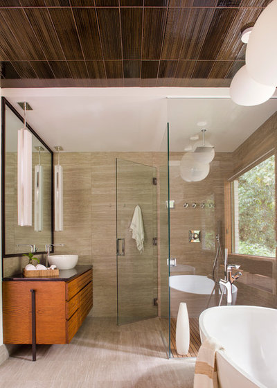 Модернизм Ванная комната by Rabaut Design Associates, Inc.