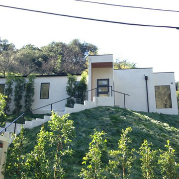 Modern Home with 3" Black Smooth Gutter System