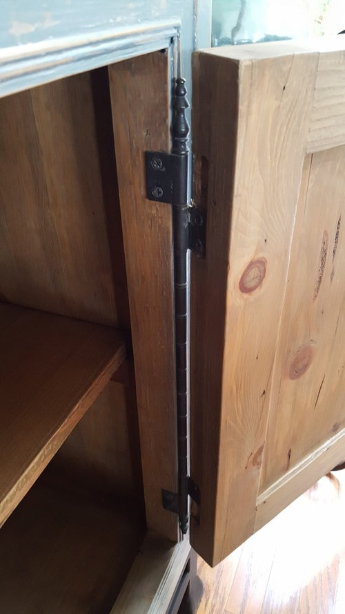 What is this type of hinge called?