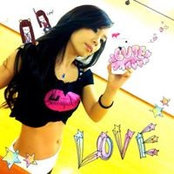 Mika Ando's photo