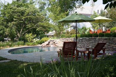 Arts and crafts home design photo in Philadelphia