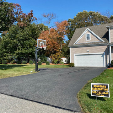 Oxford Cracks Filled And Driveway Sealcoated
