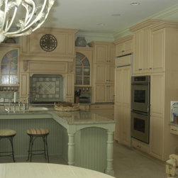 sheila - Kitchen Cabinetry