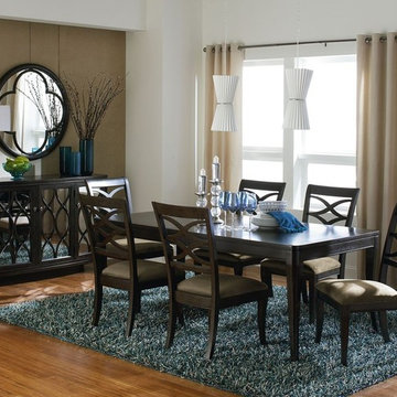 Legacy Classic Westerly Leg Table Set