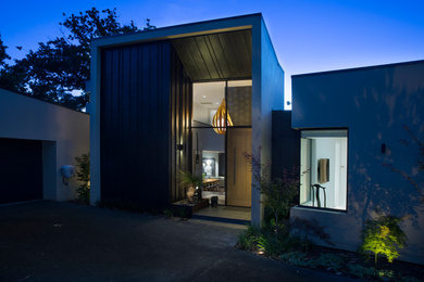 This is an example of a modern exterior in Canberra - Queanbeyan.