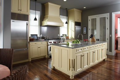 Example of a kitchen design in Denver