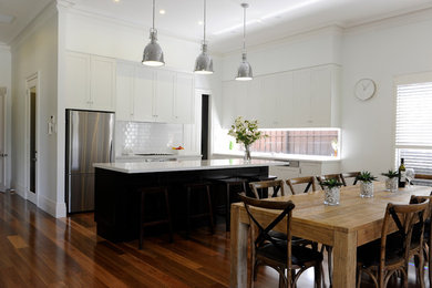 Transitional kitchen in Adelaide.