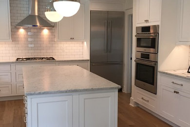 Kitchen - traditional kitchen idea in Other