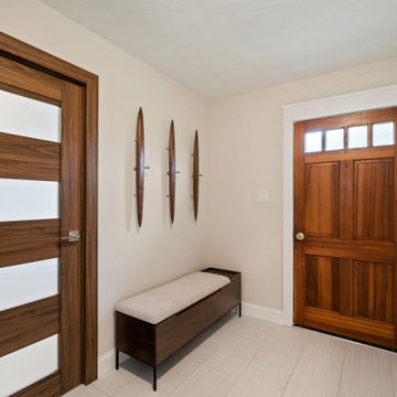Entry Way Glow Up in Great Neck