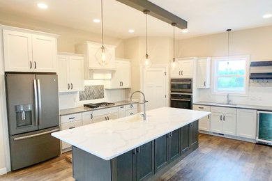 Inspiration for a kitchen remodel in Milwaukee