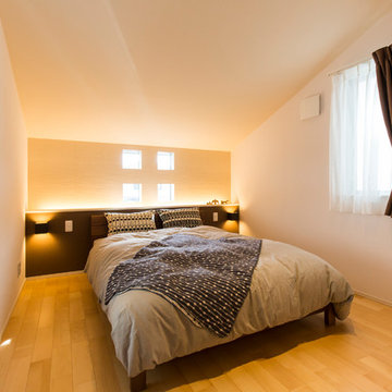 間接照明でゆったりできる寝室