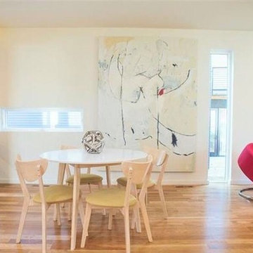 Modern Raleigh Staging