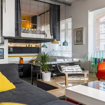 Un petit loft tout en lumière