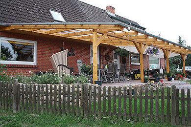 Angepasste Terrassenüberdachung - Platz zum Entspannen und Wohlfühlen