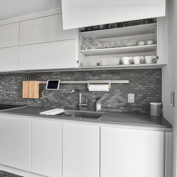 Fort Lee NJ - Meticulous Modern Kitchen