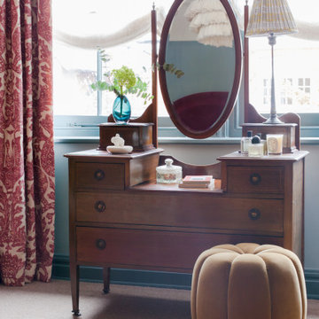 The dressing table