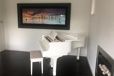 Professional Picture Hanging