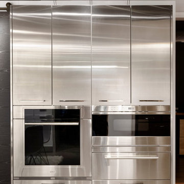 Chevy Chase, Maryland - Jennifer Gilmer Kitchen & Bath Showroom
