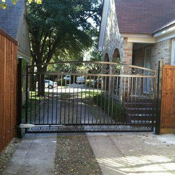 Iron Automatic Swing Gate Cedar Fence