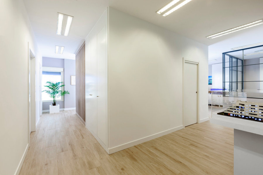 AEDAS HOMES piso piloto promoción Orellana y oficinas