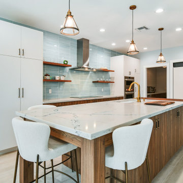 Modern Kitchen at Harbour Pointe