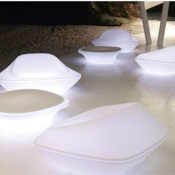 UFO Illuminated Outdoor Seating