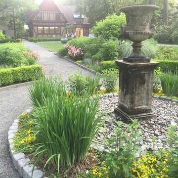 Van Vleck Formal Gardens