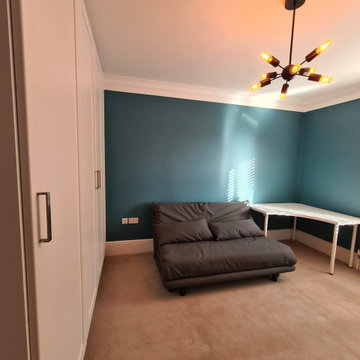 Office room / Playroom / guest bedroom in South Wimbledon SW19